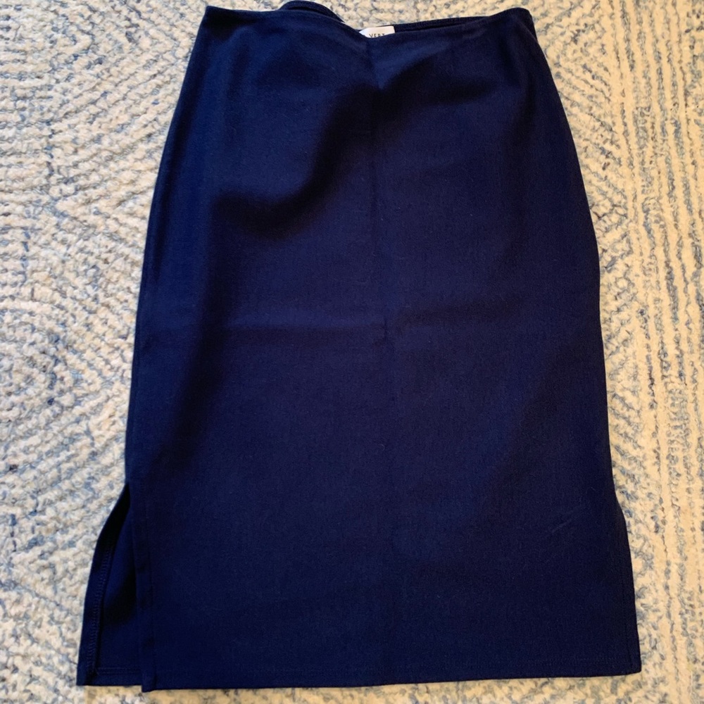 Amour Vert navy blue knit pencil skirt